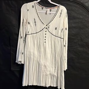 Long sleeve white bohemian dress